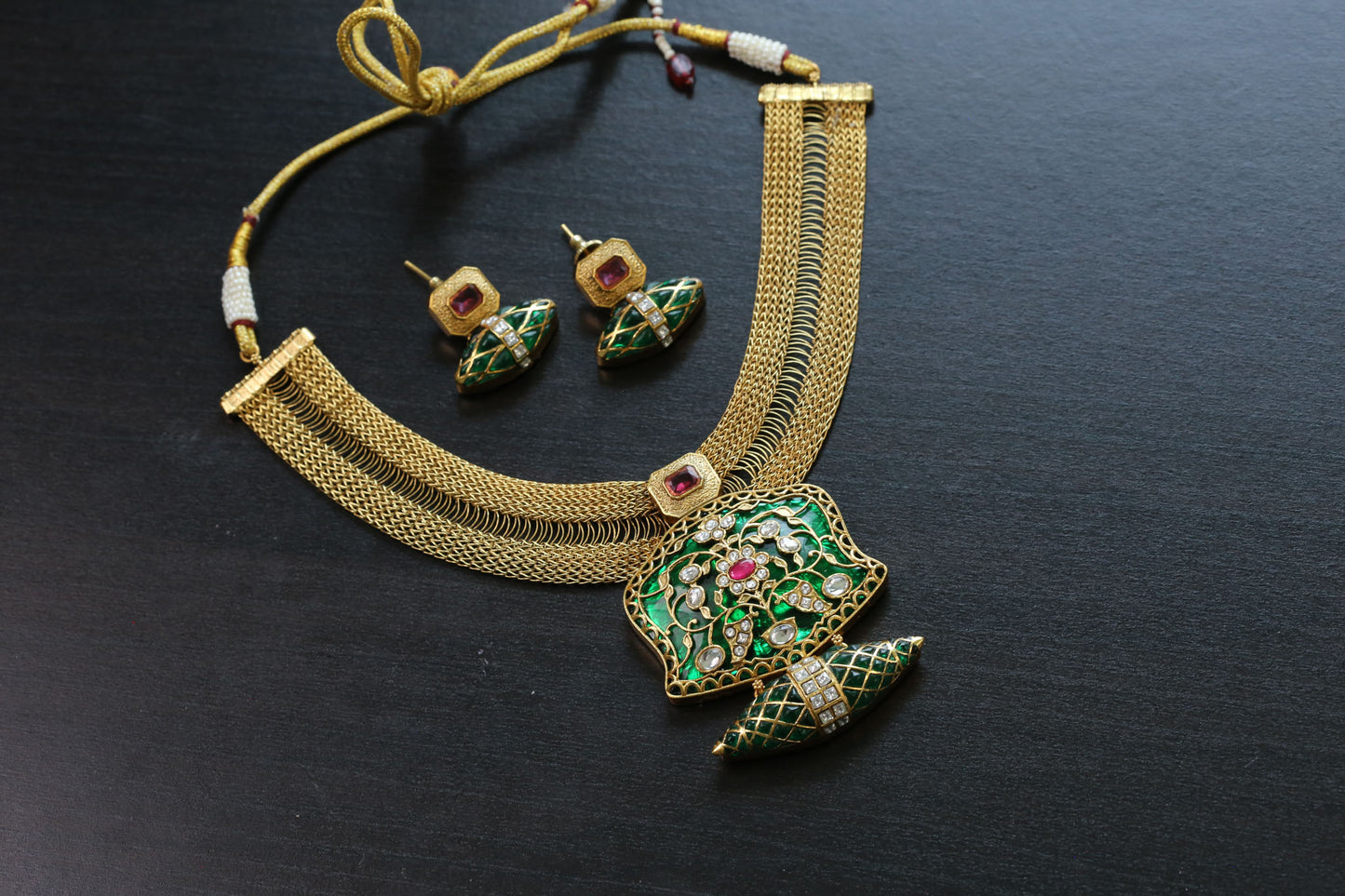 Jadau Tabeej & Inlay Kundan Necklace Set - Green