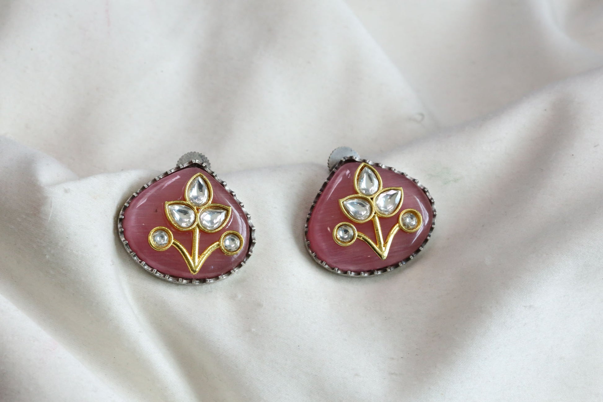 Inlay Kundan Work Studs