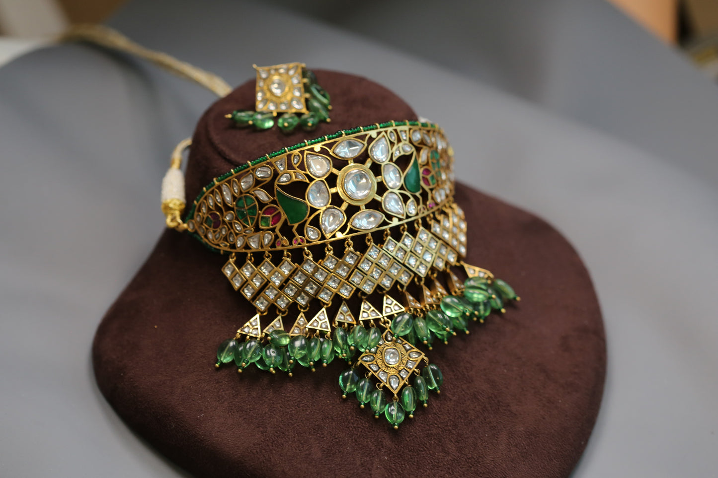 Jodha Vintage Polish Jadau Kundan Aad Choker Set - Green