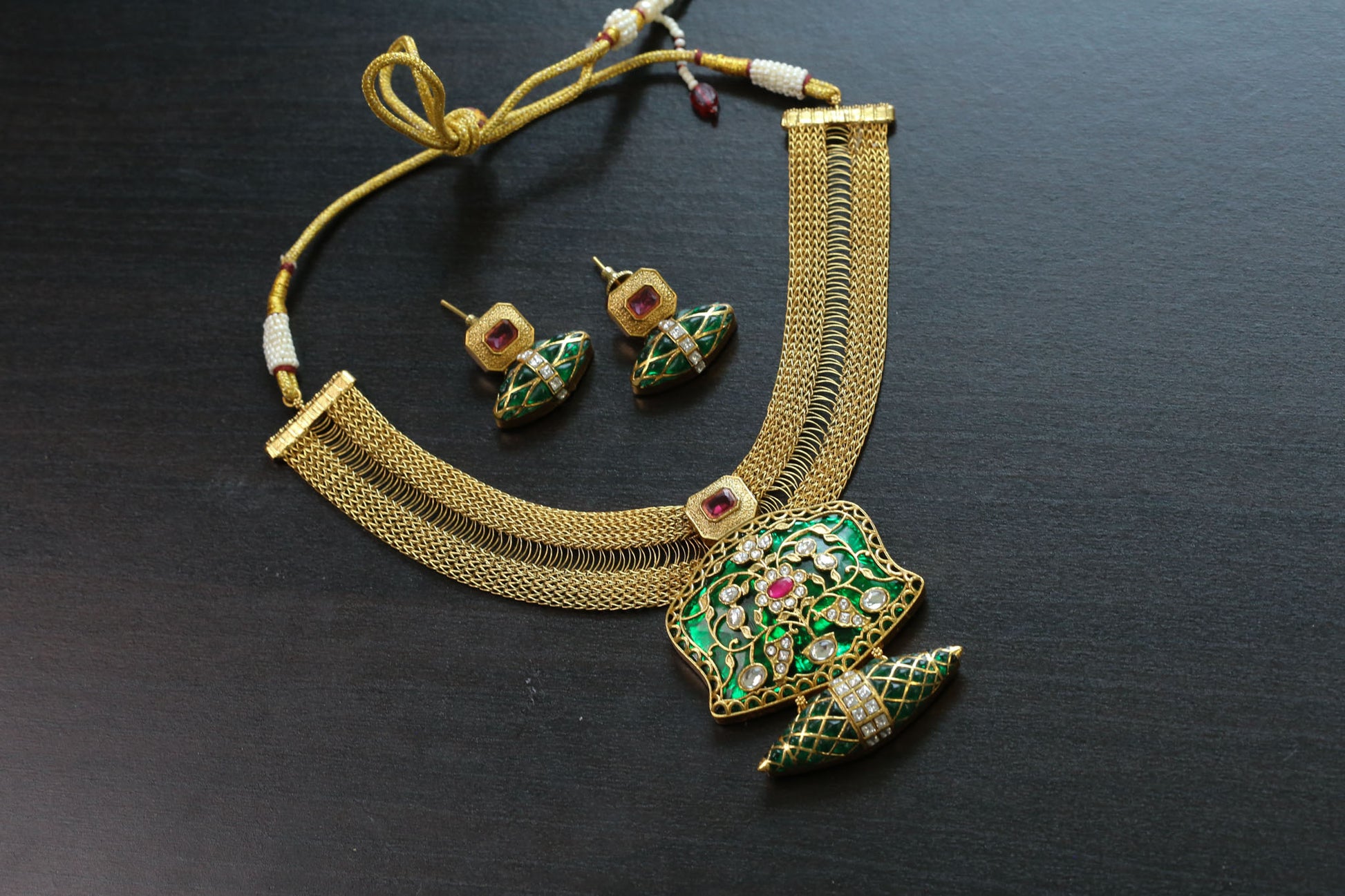 Jadau Tabeej & Inlay Kundan Necklace Set - Green