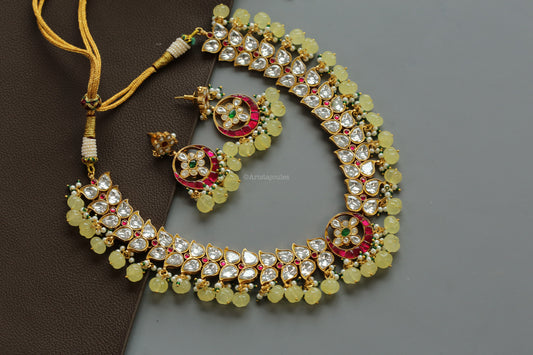 Takkar Jadau Kundan Necklace -Yellow Strawberry Quartz