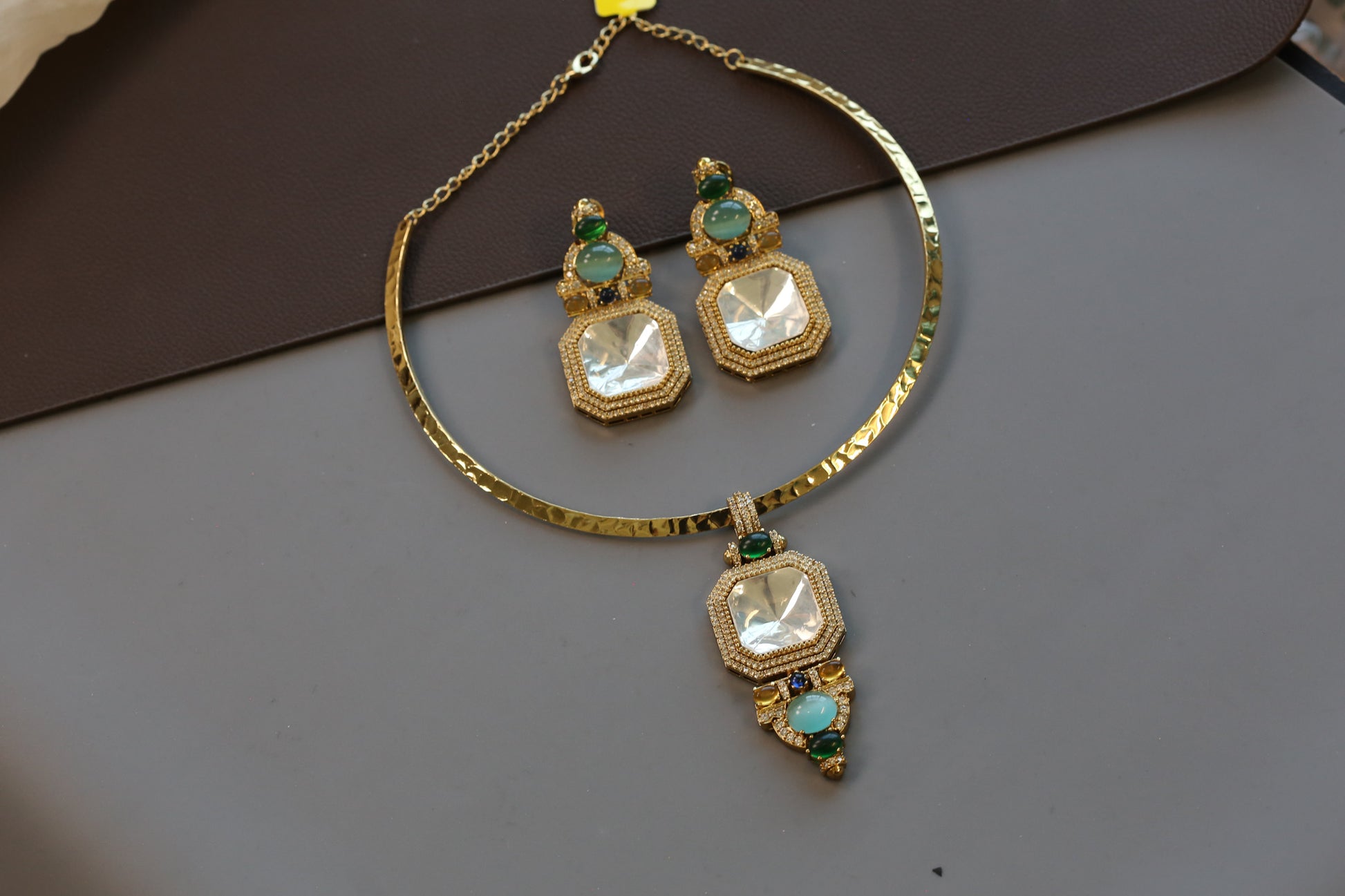 Mehnaaz Contemporary Polki & Semiprecious Stones Hasli Set - Green