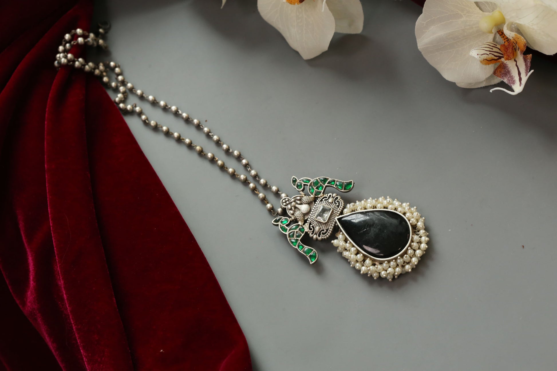 Fusion Kundan Oxidized Pendant Necklace (Colors available)
