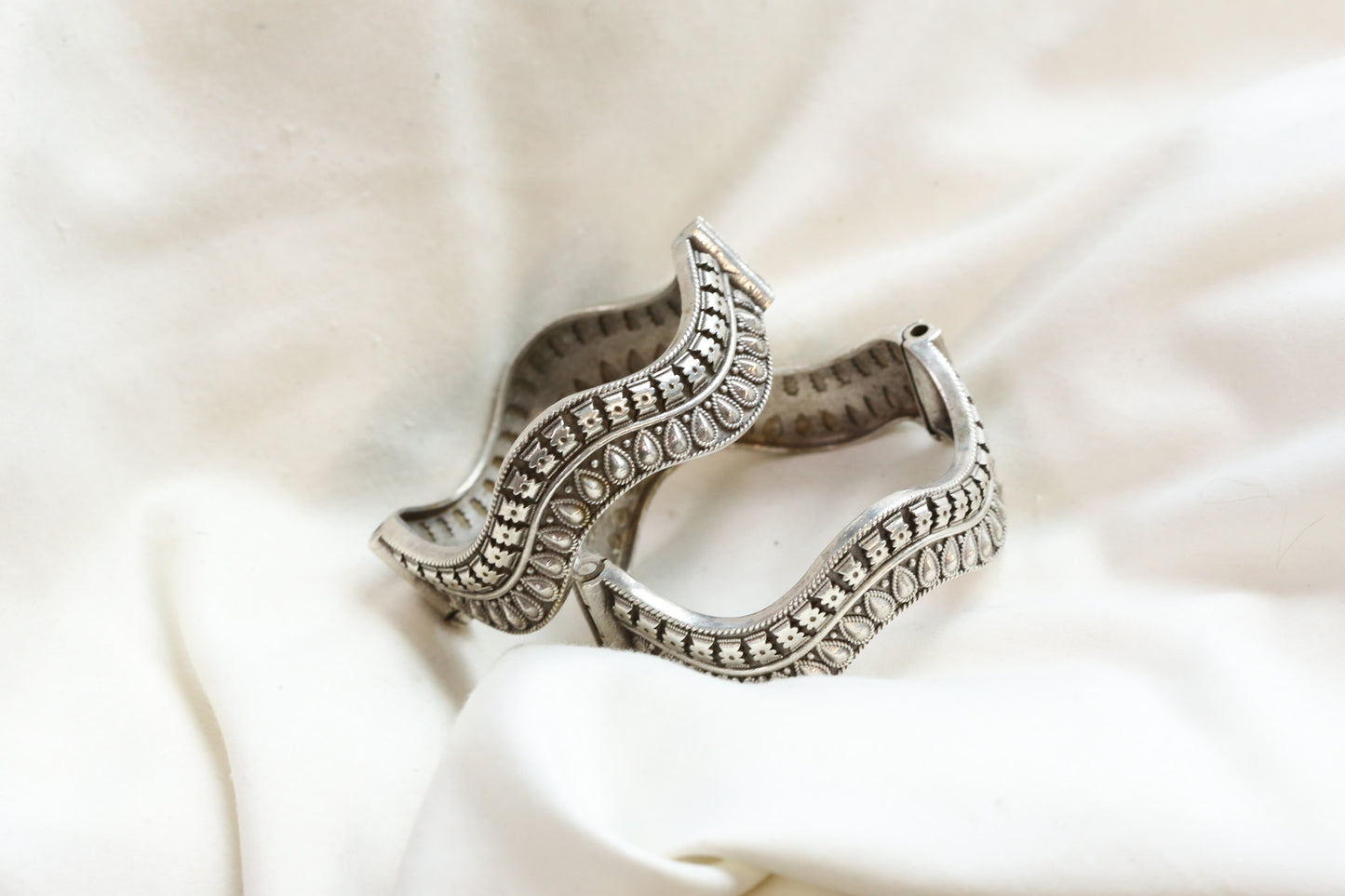 Faarha Look Alike Bangle