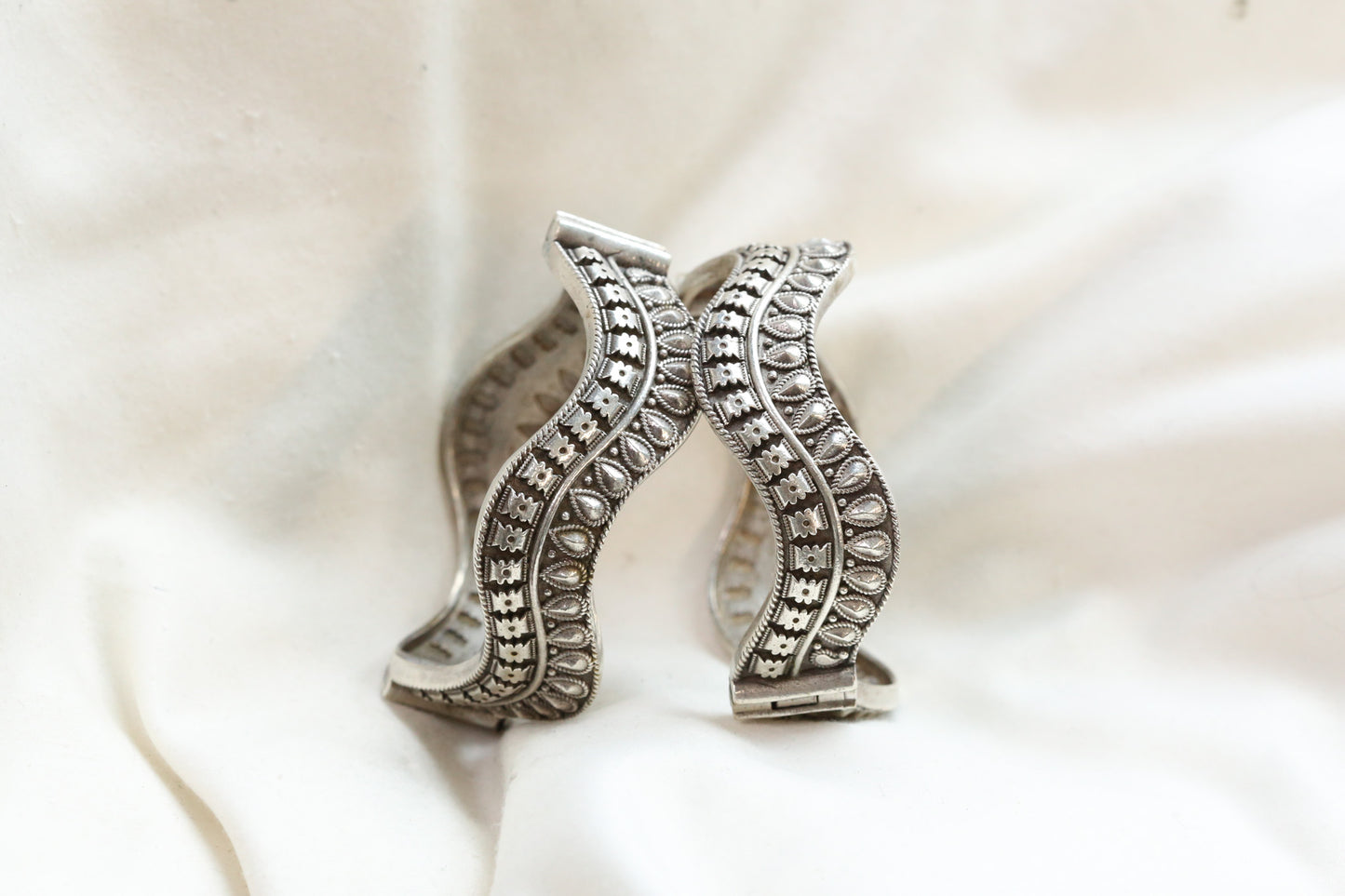 Faarha Look Alike Bangle