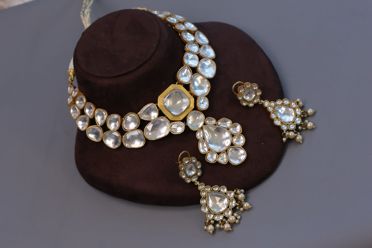 Roshini Big Polki Kundan Necklace Set (Vintage Polish)
