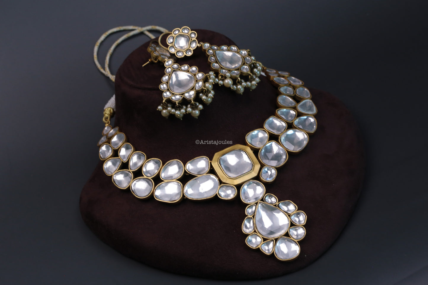 Roshini Big Polki Kundan Necklace Set (Vintage Polish)