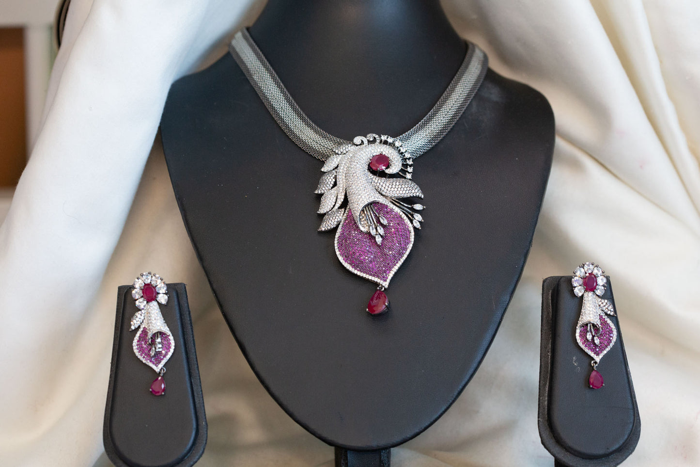 Victorian Black Polish & Micro CZ Necklace Set - Ruby