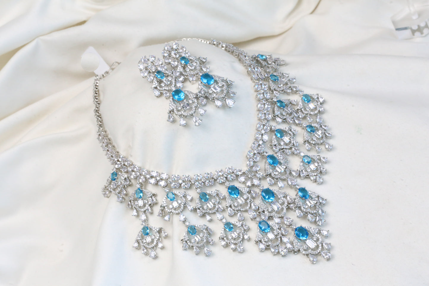 Premium Solitaire CZ & Blue Stones Necklace Set