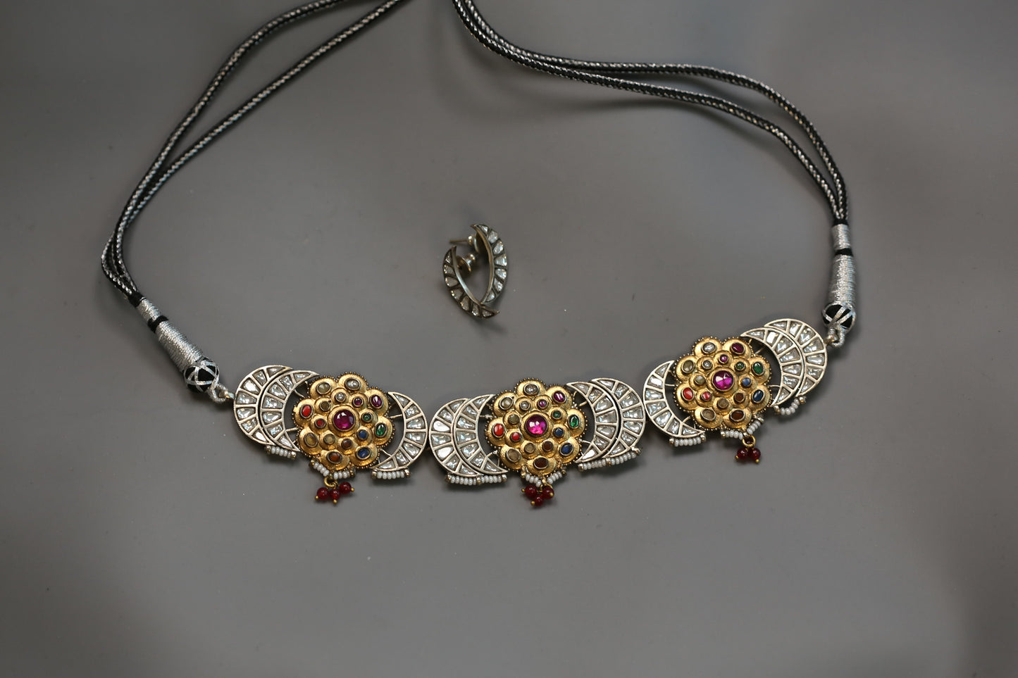 Designer Nakshatra Dual Tone Kundan Necklace Set