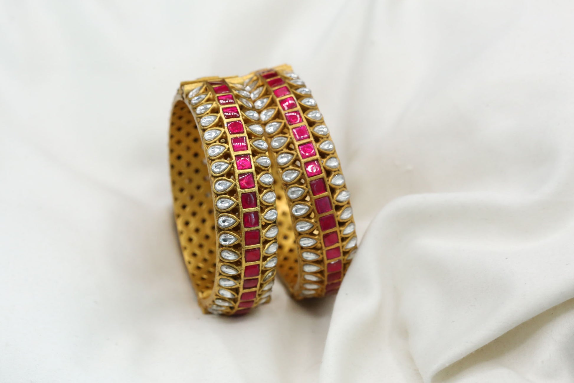 Maithili Jadau Kundan Bangle (2.4 openable)) - Clear Ruby
