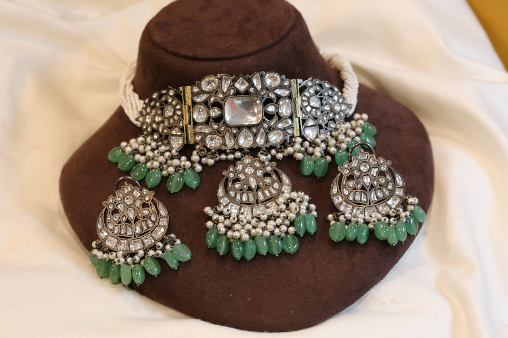 Kashish Victorian Oxidized Faceted Jadau Kundan Choker Set