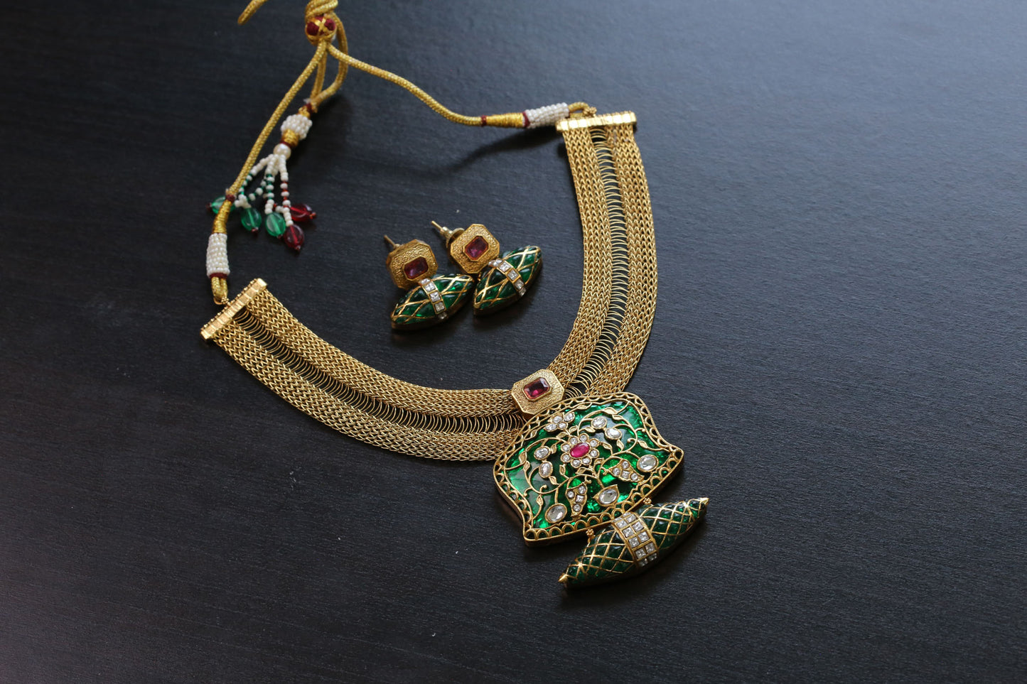 Jadau Tabeej & Inlay Kundan Necklace Set - Green