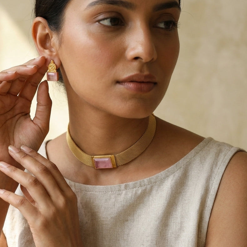Dainty Pink Doublet Choker Set - Pink