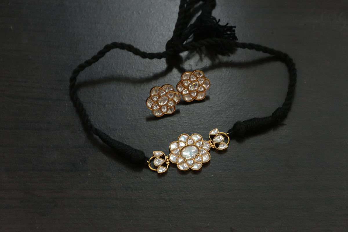 Dainty Jadau Kundan Choker Set
