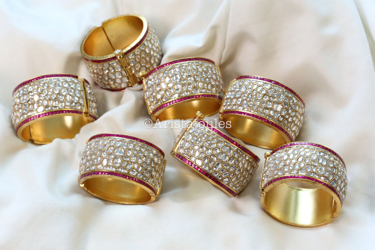 Naira Designer Jadau Kundan Bangle (Openable)