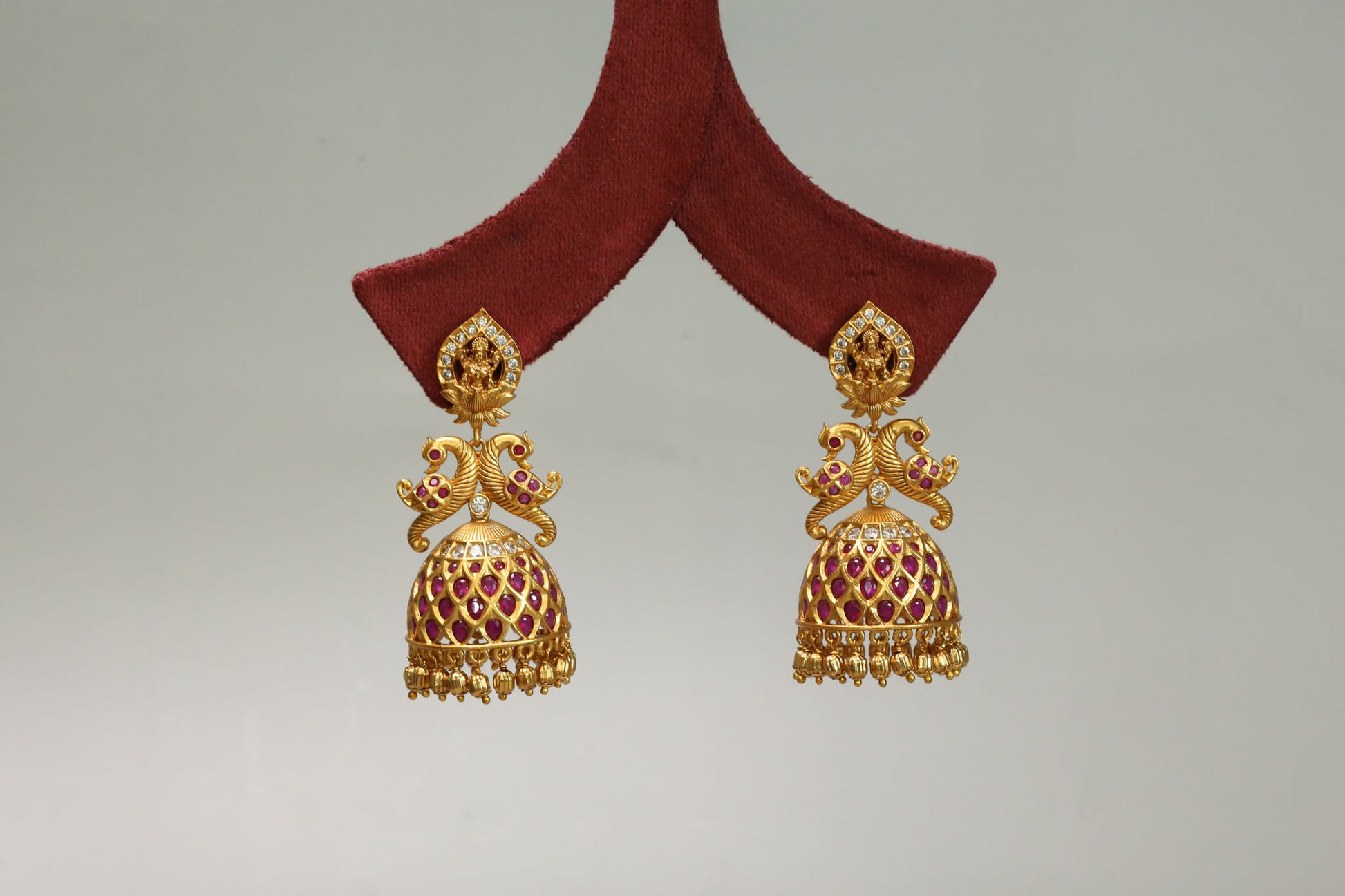 Maurya Kemp Stones Jhumka