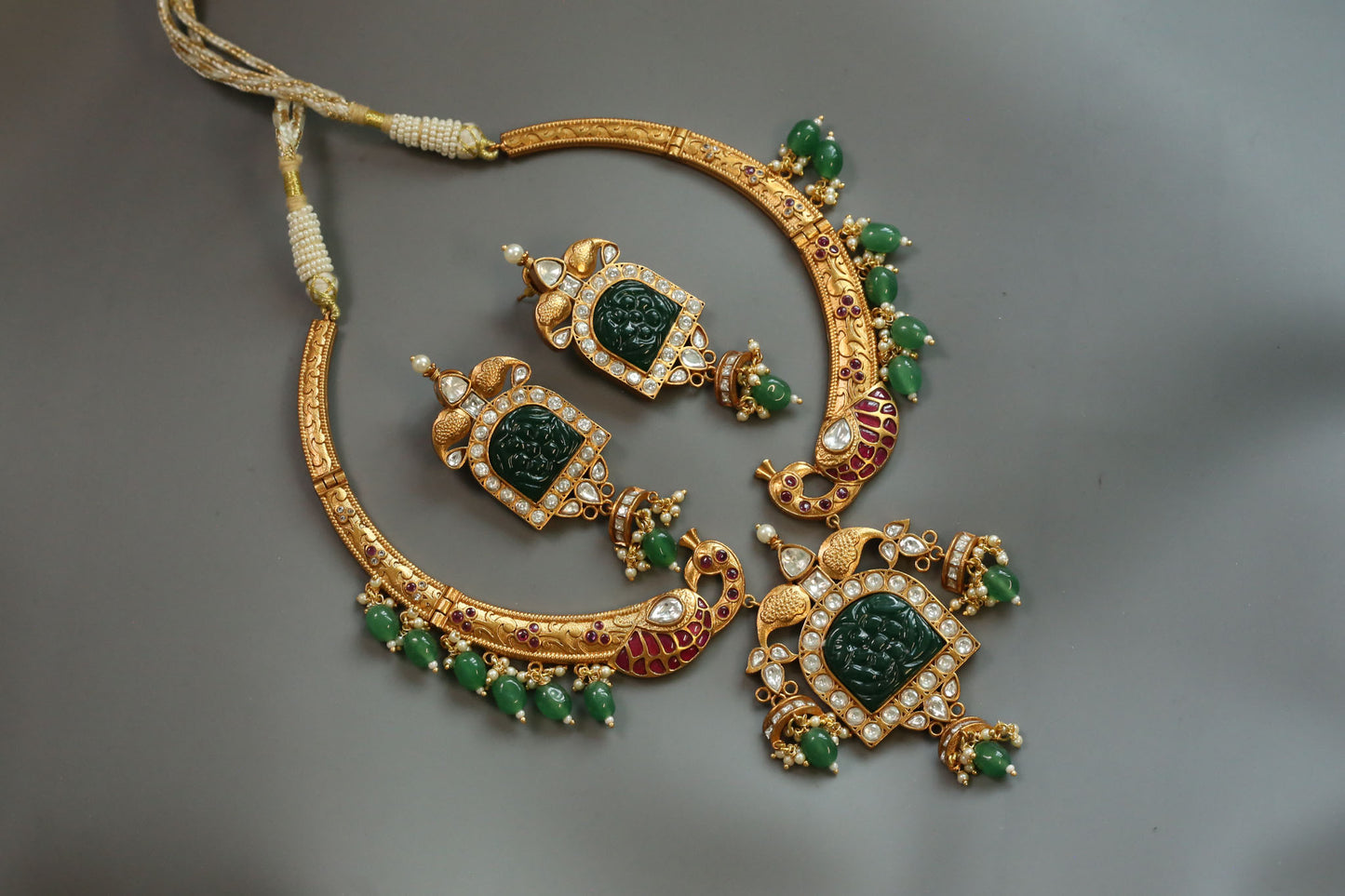 Amrapaali Hasli Necklace Set - Multi