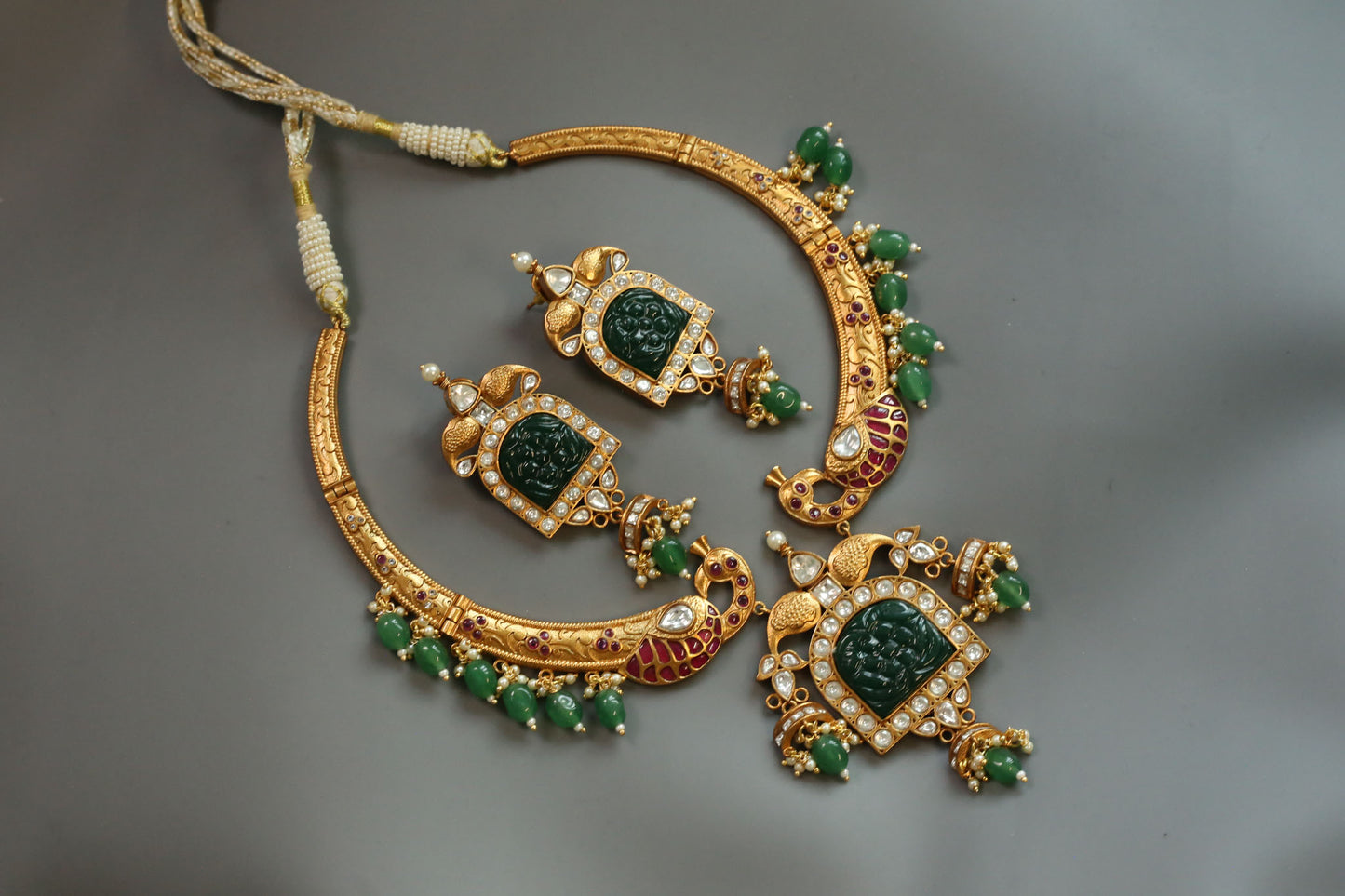 Amrapaali Hasli Necklace Set - Multi