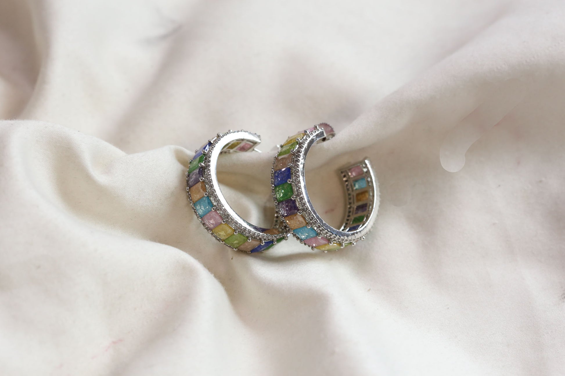 Milky Stones Multicolor Hoops