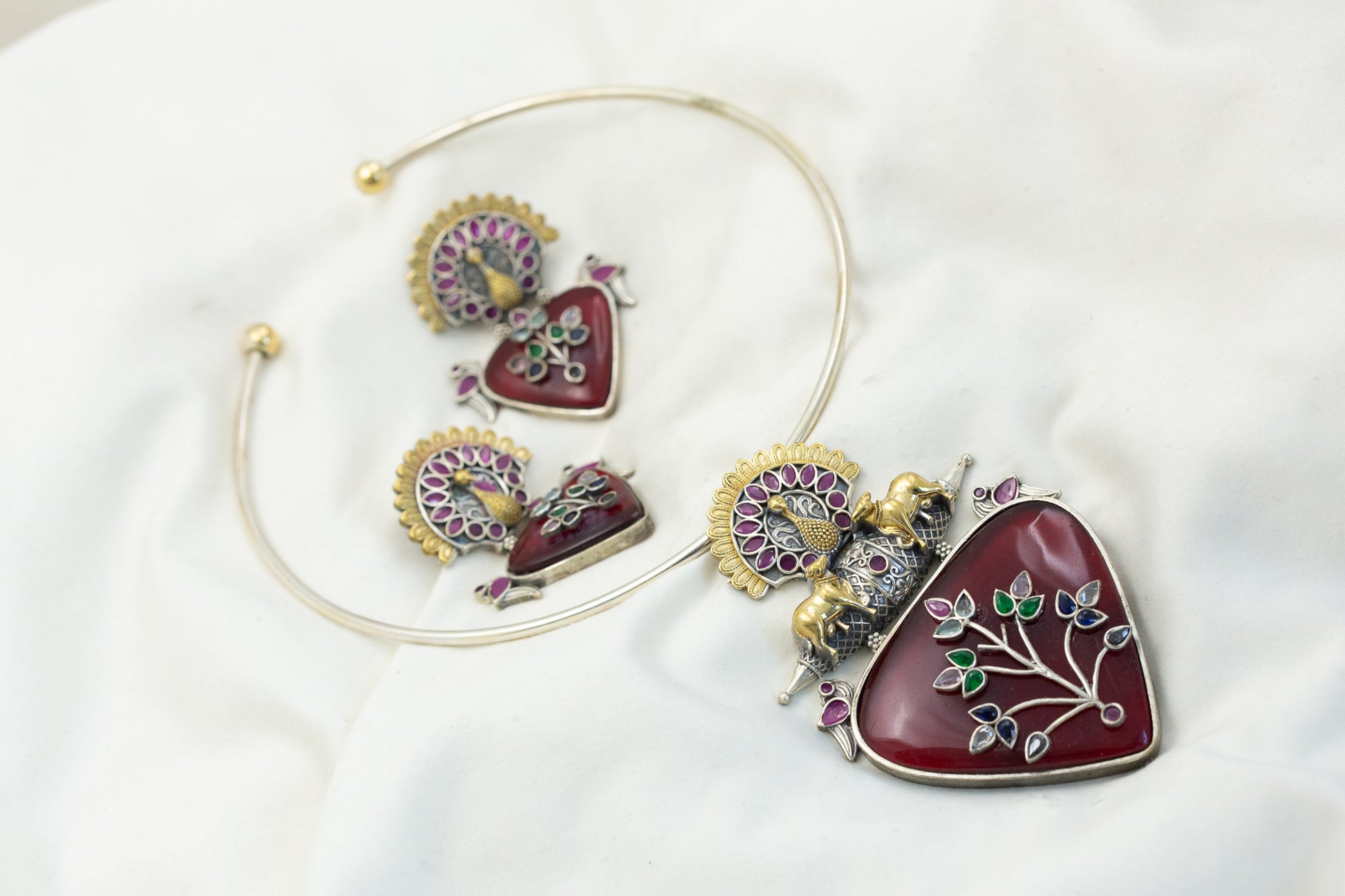 Oxidized 2 Tone Fusion Red Stone  Necklace  (T102-40)