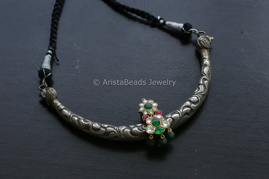 Carved Nakshi Fusion Hasli Necklace (T102-22)