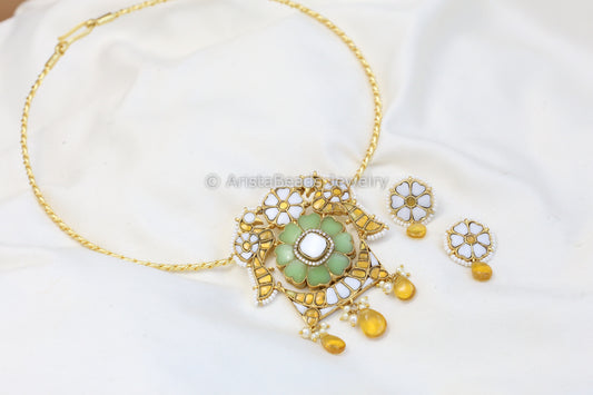 Handmade MOP Yellow Jadau Necklace