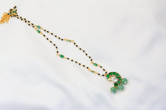 Jadau Black Bead Chain - Green