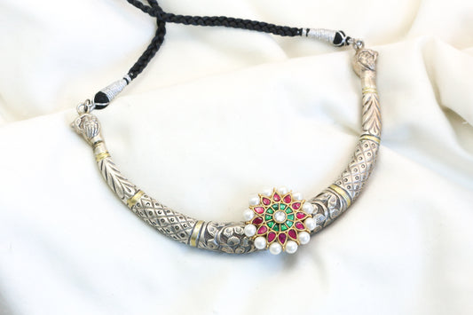Carved Nakshi Fusion Hasli Necklace (T102-27)