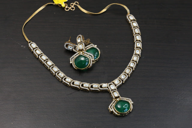 Mehndi Polish Uncut Polki & Doublet Pota Set - Green