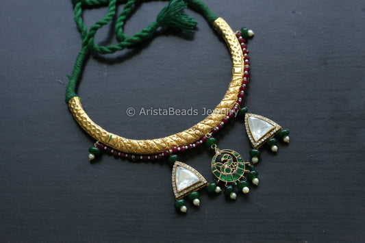 Gold  Fusion Hasli Necklace (T102-49)