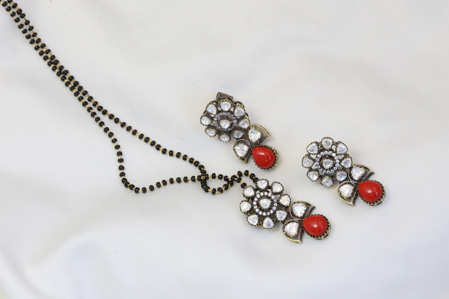 Coral & Moissanite Black Beads Necklace Set