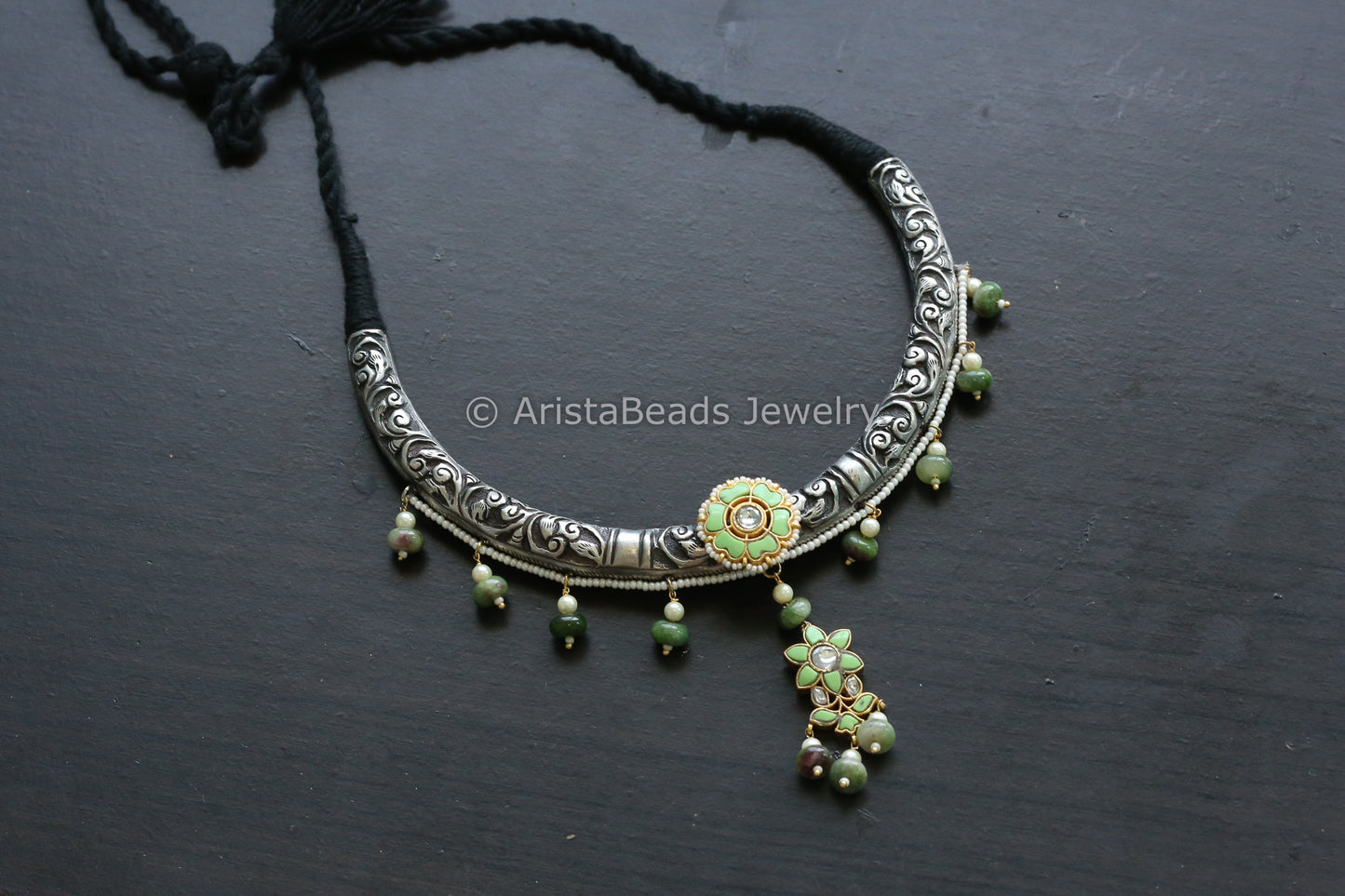 Carved Nakshi Fusion Hasli Necklace (T102-21)