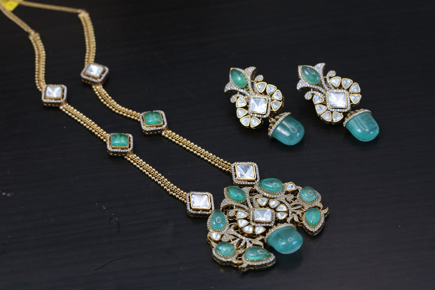 Premium Pota Doublet & Uncut Kundan Set (ABJ-N101-91)