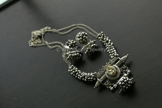 Oxidized Ghungroo Kundan Motif Set - Clear