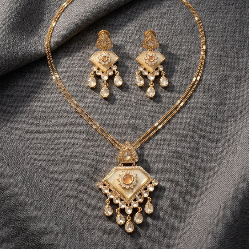 Premium Polki & MOP Pendant Set - Peach
