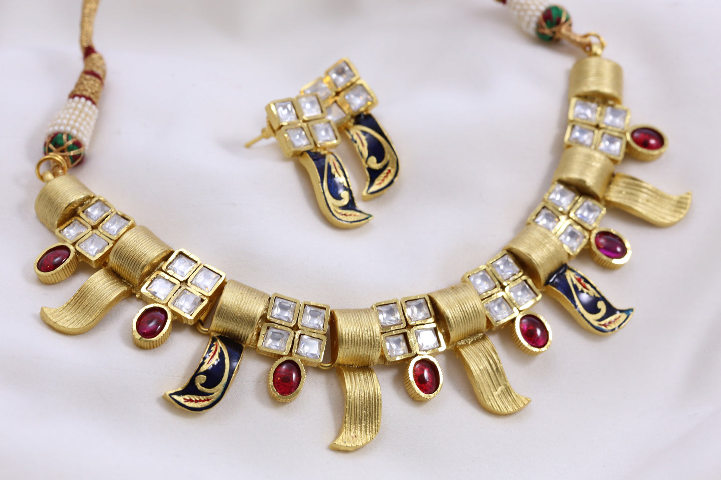 Kundam Polki Enamel Claw Necklace Set - Blue