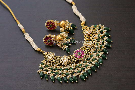 Antique Gold Pachi Kundan Necklace Set
