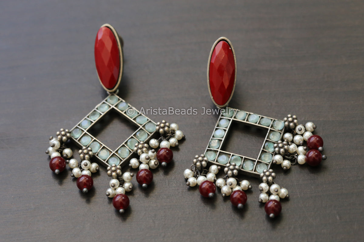 Monalisa Stone Earrings - Red