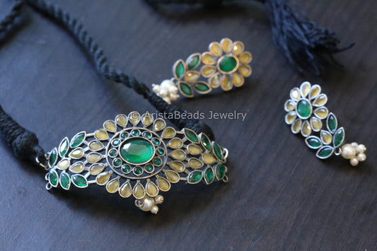 Green Yellow Choker Set