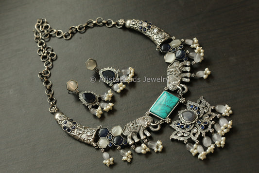 Elephant Lotus Hasli Necklace Set - Turquoise