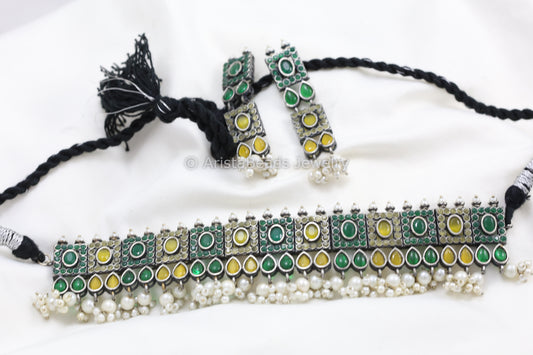 Green Yellow Choker Set