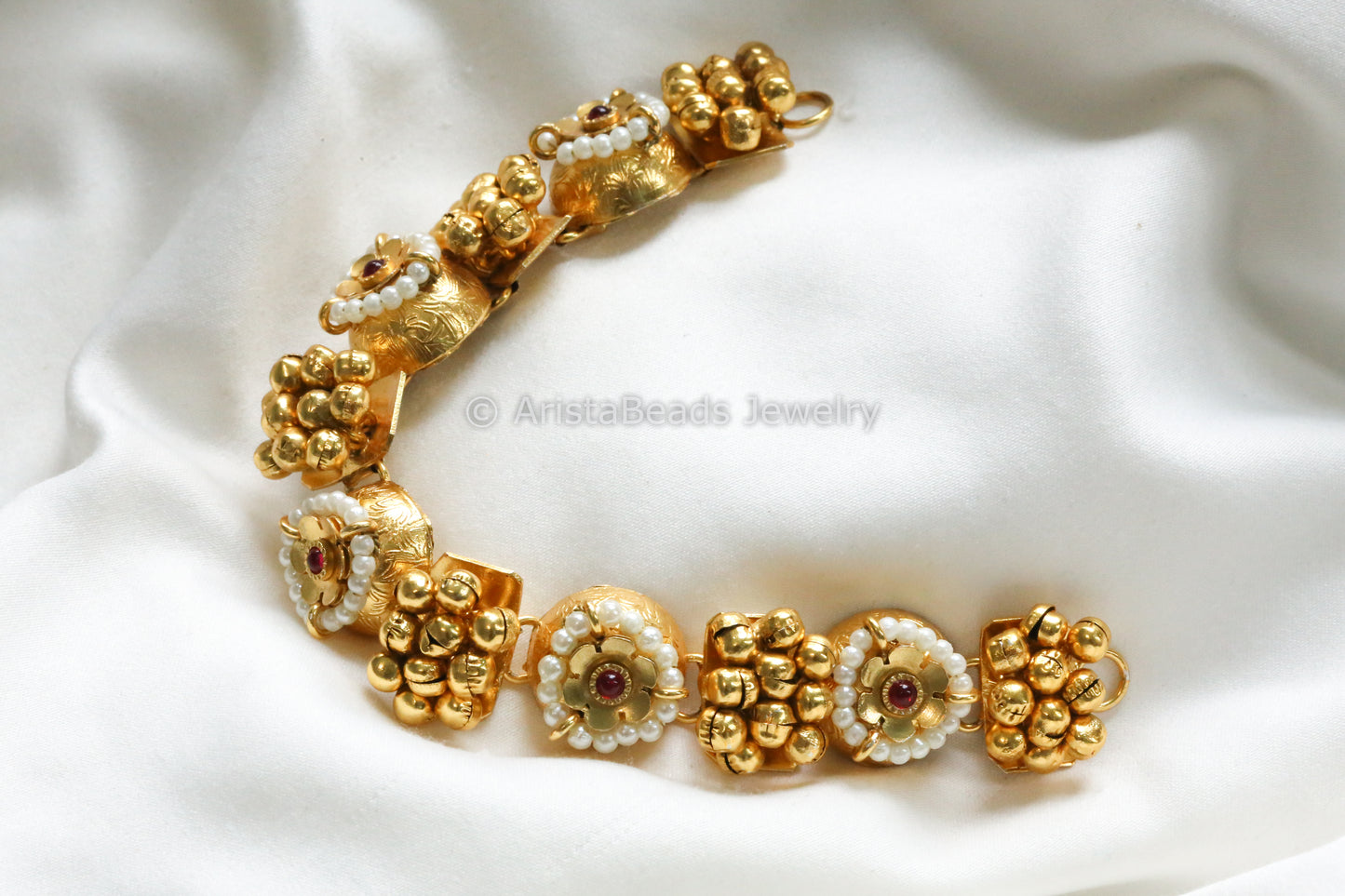 Gold Flexible Bracelet (Openable)