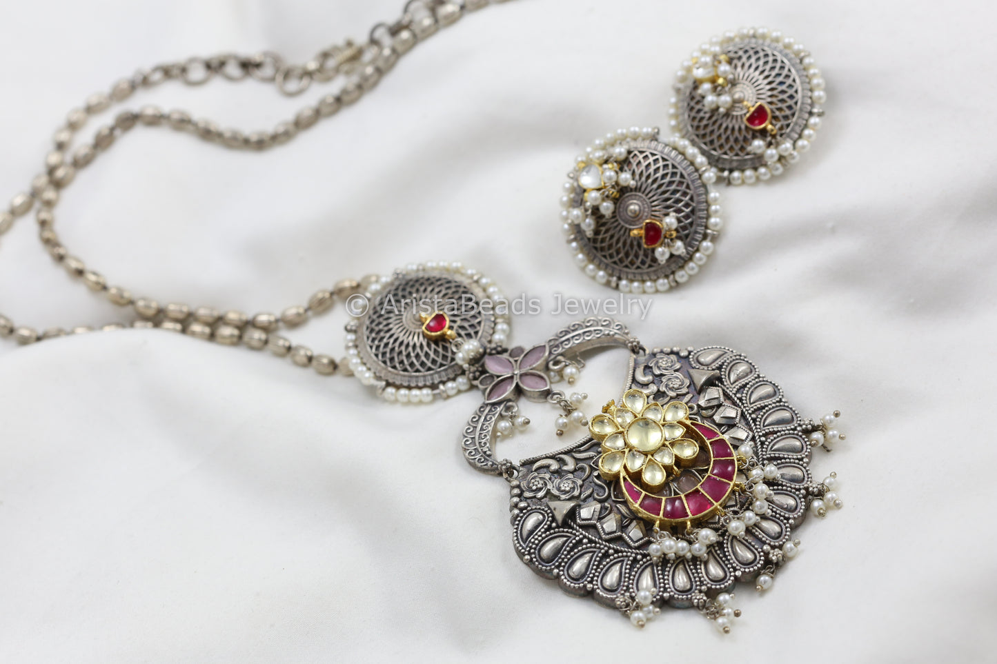 Silver Look Kundan Fusion Necklace Set