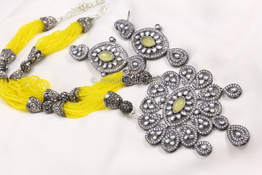 Victorian Hydro Beaded Necklace Set - Yellow