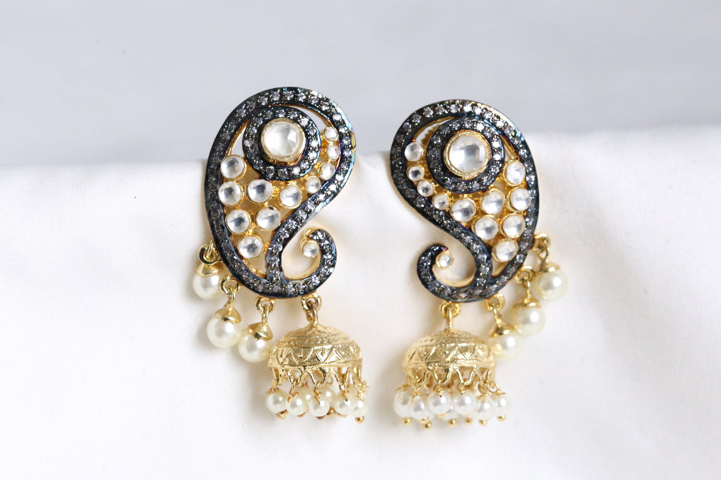 Kundan Paisley Jhumka