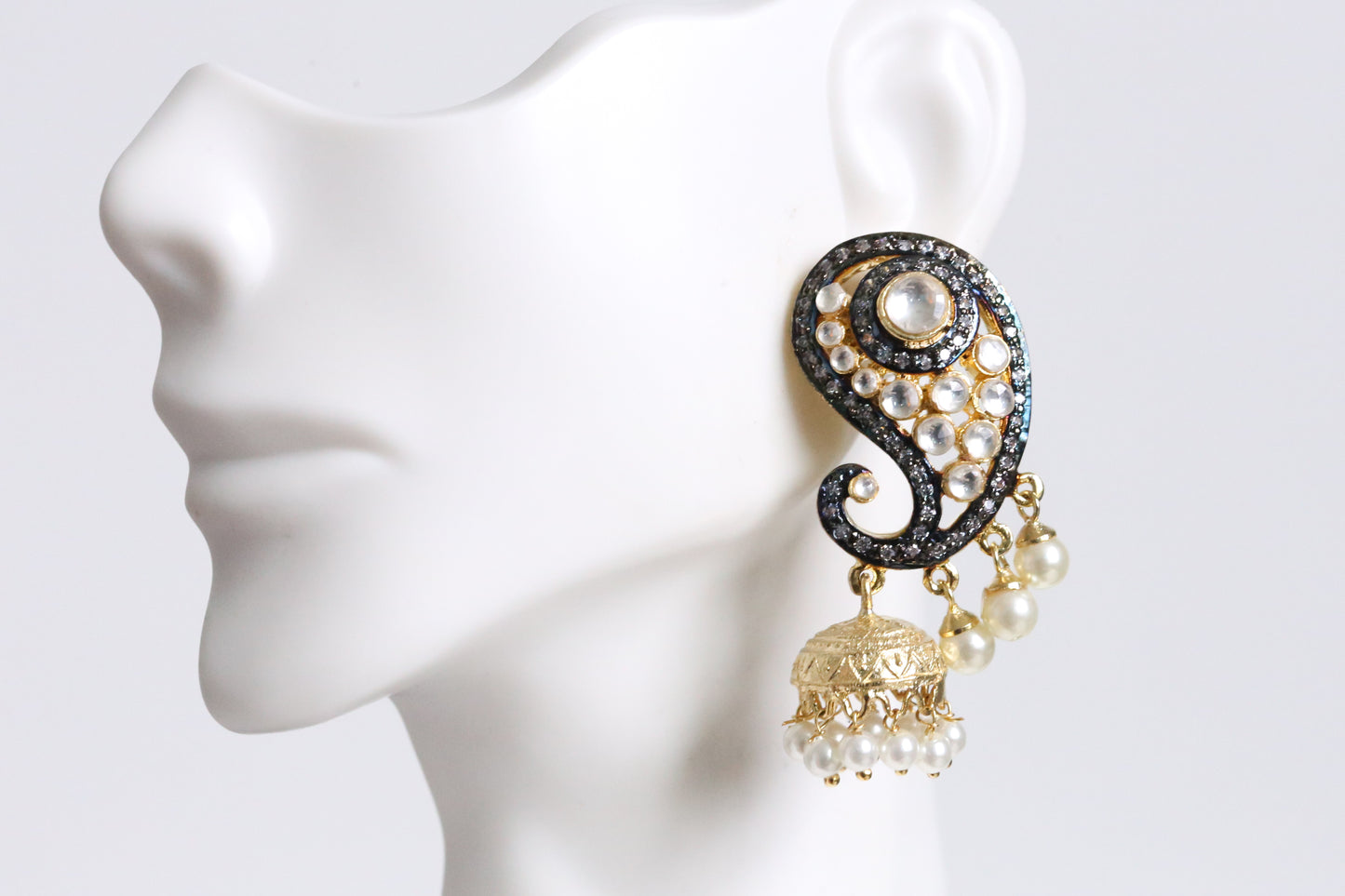Kundan Paisley Jhumka