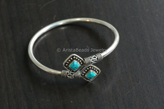 925 Sterling Silver Turquoise  Bracelet ( Adjustable)