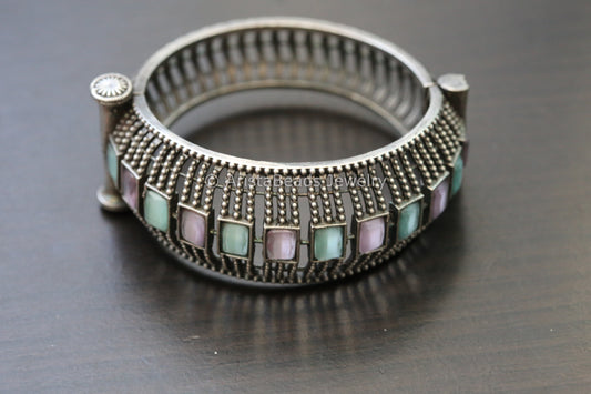Blush Pink Mint Bangle Bracelet (Openable)