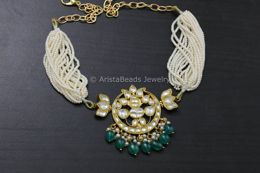 Dainty Jadau Clear Necklace